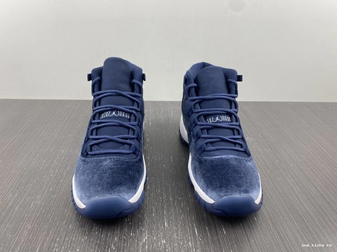 Rep AR0715-441 MIDNIGHT JORDAN WMNS AIR 11 NAVY VELVET 0523